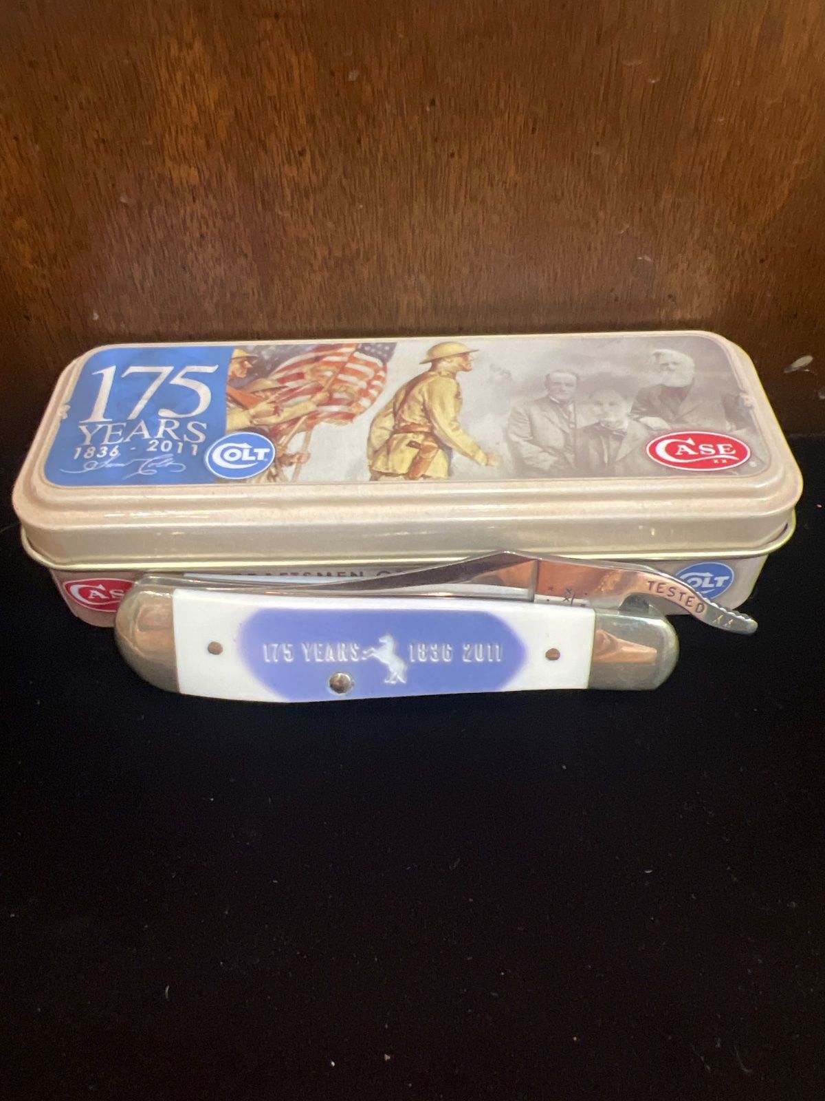 2011 CASE XX & COLT COLLABORATION 175 YEARS- SOWBELLY POCKET KNIFE- WITH TIN 2