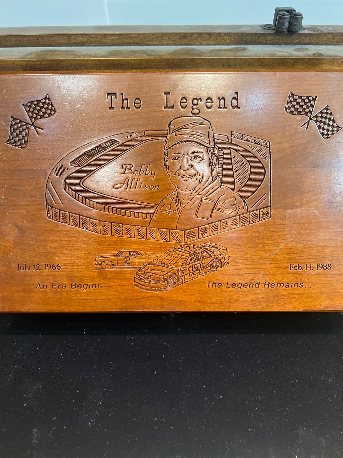 Case XX BKC1050 The Legend Bobby Allison Tribute Knife  #502 Blue Handle Collectors Box 3