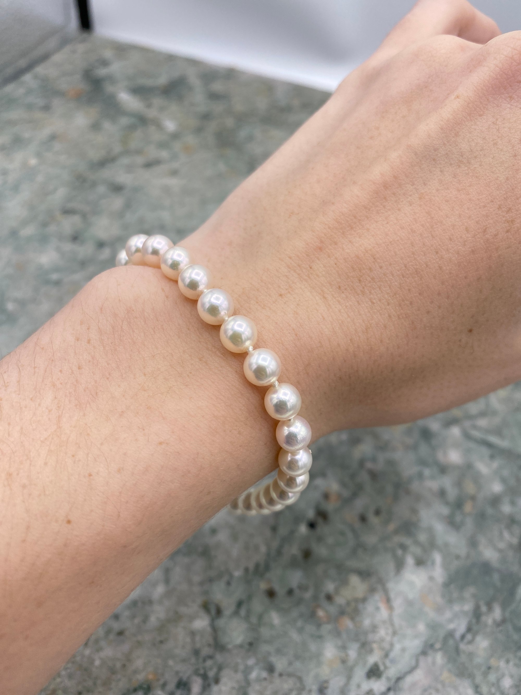 Lady's 14K 7.25 Bracelet with 24 6-6.5 Cultured Pearls and 1 Accent  Diamond 2