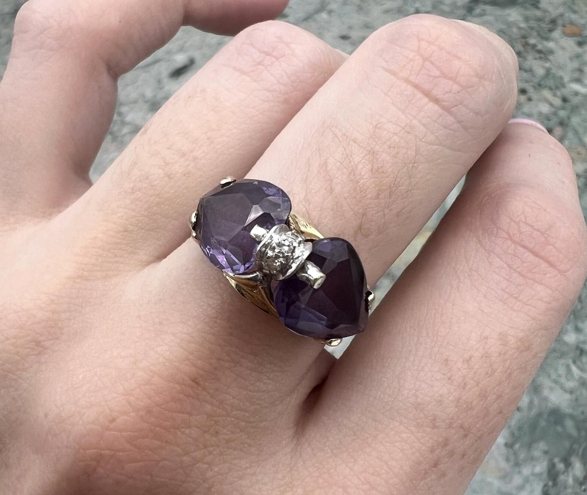 14k Vintage Double Heart Diamond and Purple Store Ring 2