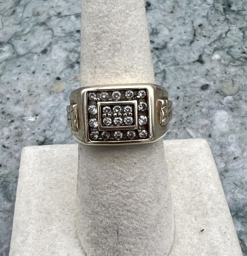 14k Vintage Gold Men's Ring with Diamonds 3