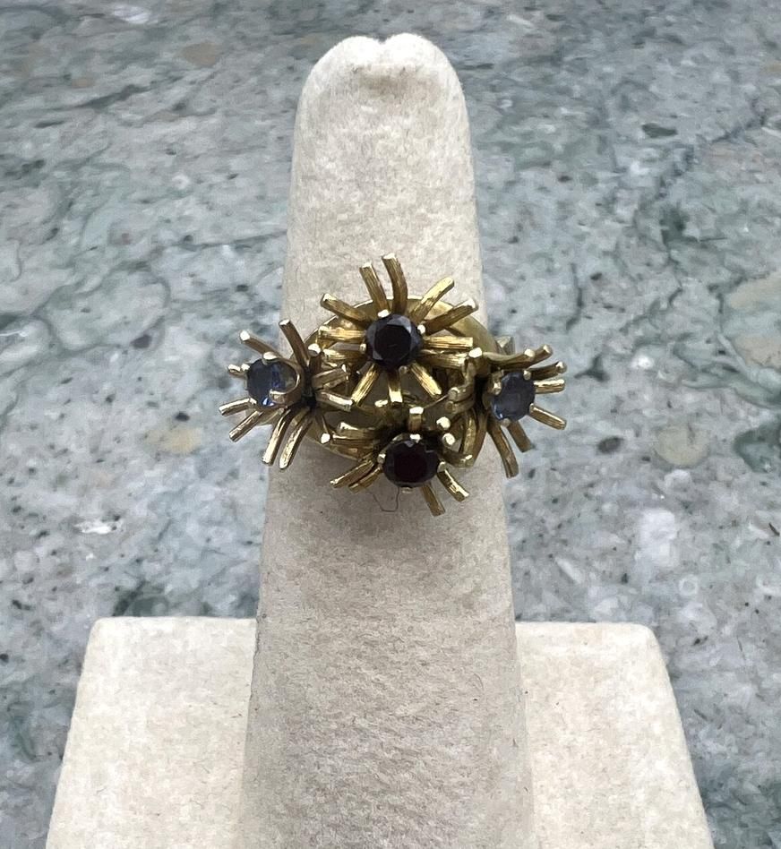 18k Vintage Gold Starburst Ring with Blue and Red Stones 3