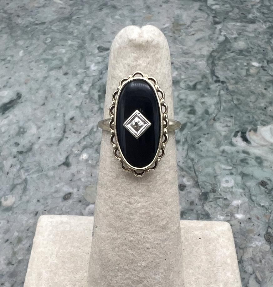 10k Vintage Black Onyx Diamond Ring Gold Setting 1950s 3