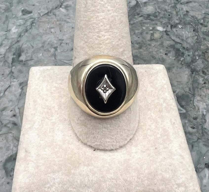10k Vintage Men's Gold Onyx Diamond Signet Ring 2