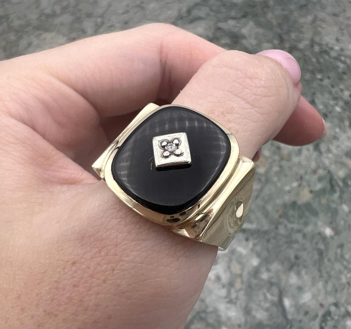 10k Vintage Men's Onyx Signet Ring with Diamond Accent 3