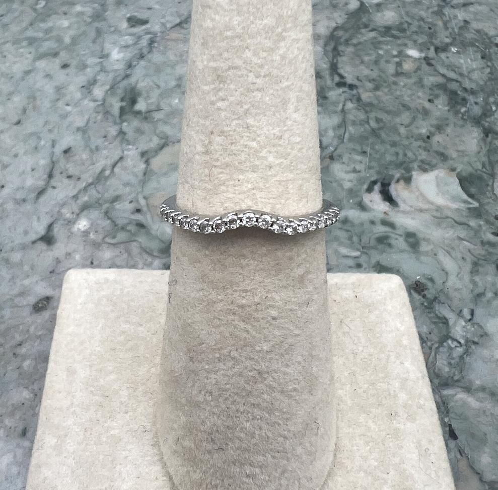 14k White Gold Curved Diamond Wedding Band 3