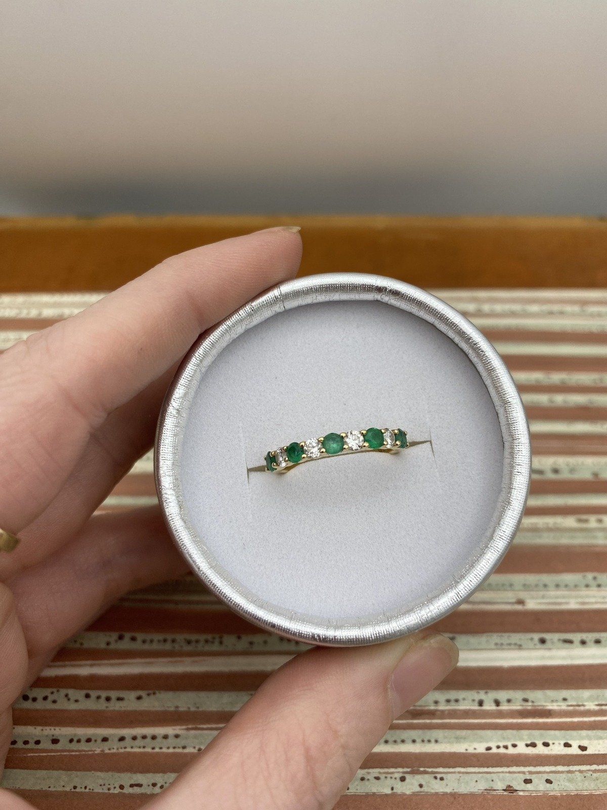 Stunning Modern 14k Gold Emerald Diamond Intermitted Pave Ring Band 7