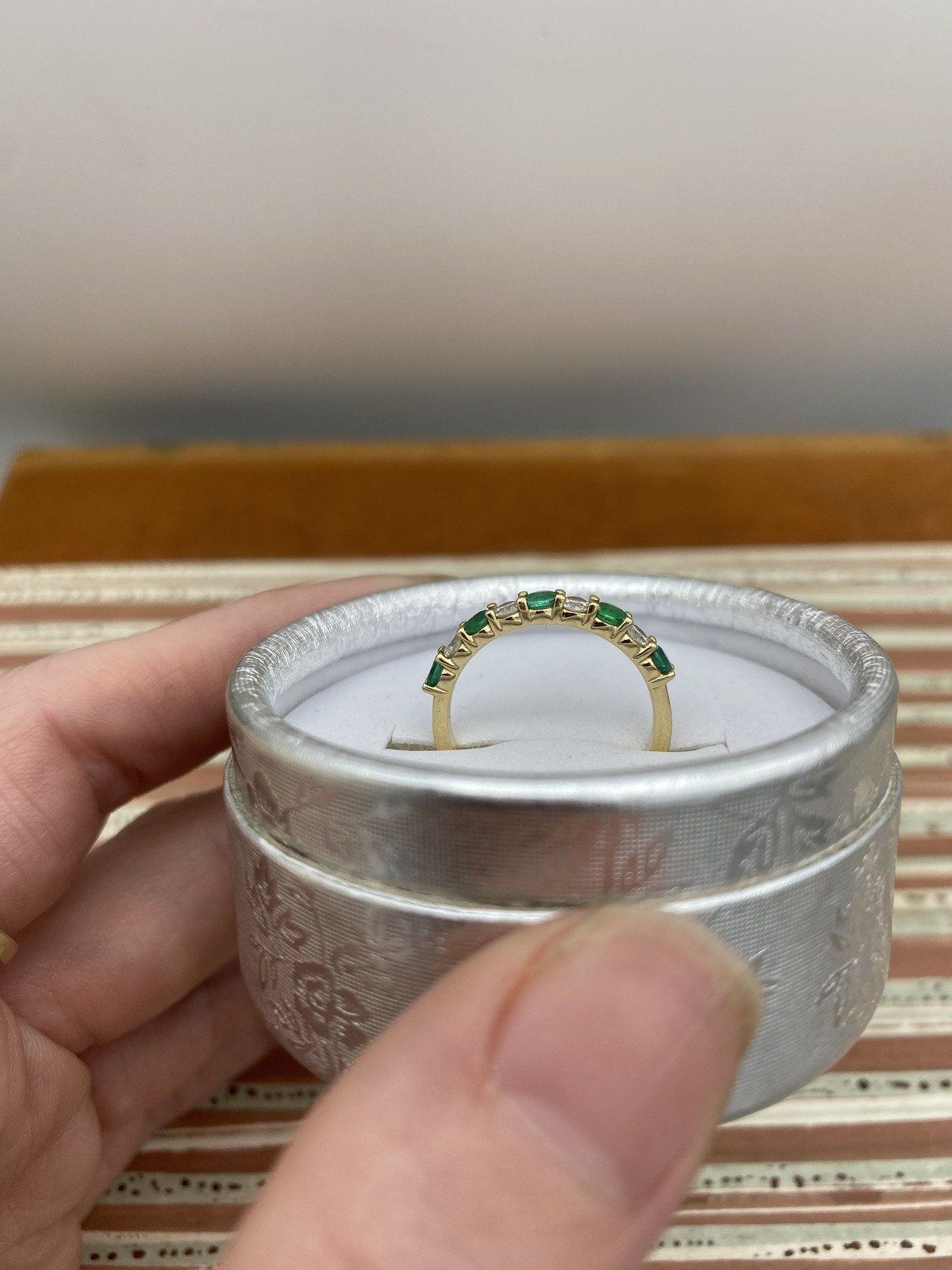 Stunning Modern 14k Gold Emerald Diamond Intermitted Pave Ring Band 2
