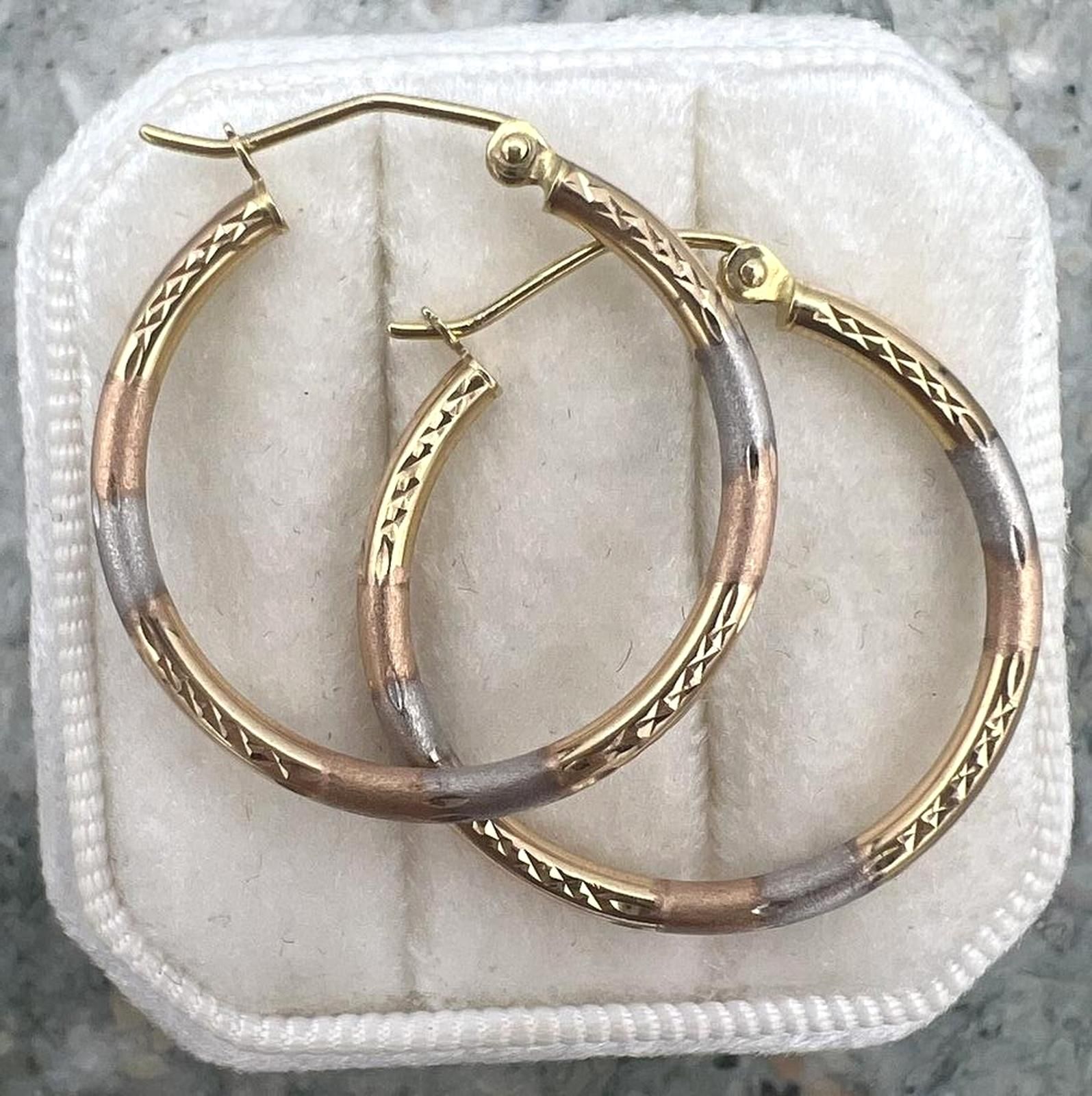 14k Tri-Color Gold Hoop Earrings Yellow Rose White Gold Tone 2