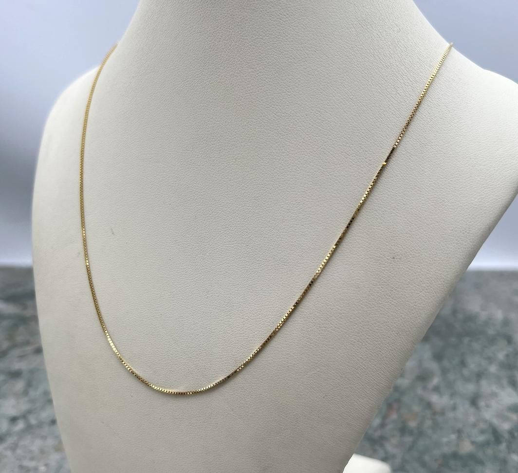 14k Gold Box Chain Necklace Delicate Fine Jewelry. 20" Chain.  3