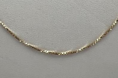 14k Delicate Gold Box Chain Necklace. 18" Chain. 4