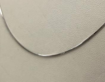 14k White Gold Box Chain Necklace Delicate Link Style. 20" Chain. 4