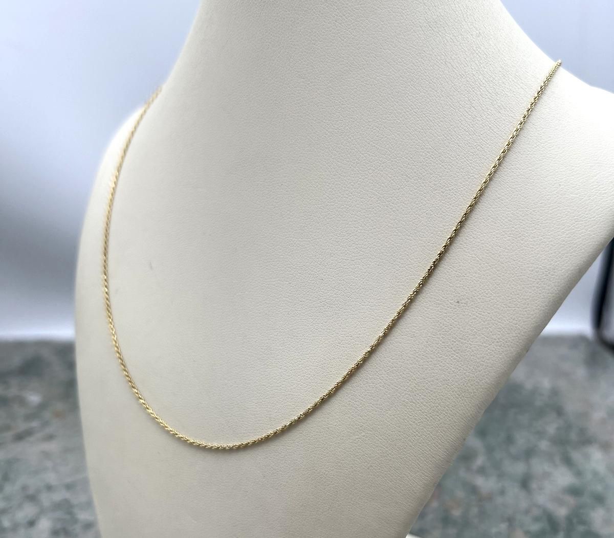 14k Gold Rope Chain Necklace Delicate Fine Jewelry. 18" Chain. 3