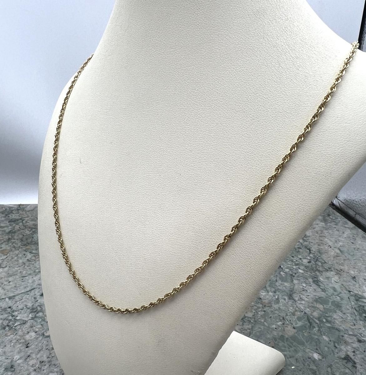 14k Gold Cable Link Chain Necklace Classic Style. 23" Chain.  3