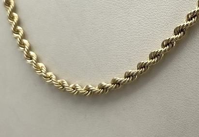 14k Gold Rope Chain Necklace Classic Twisted Design. 16" Chain. 4