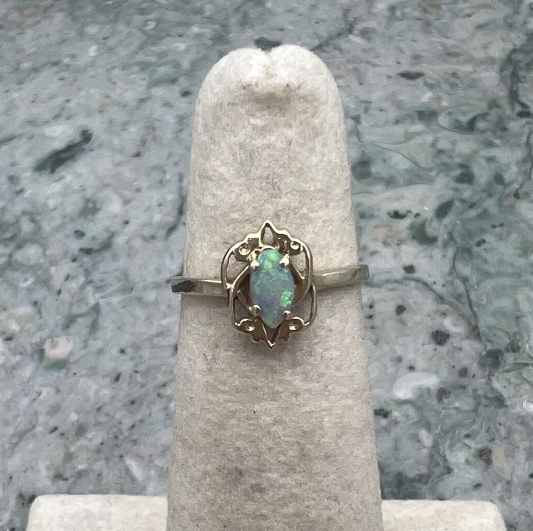 10k Vintage Gold Opal Ring Art Nouveau Style 3
