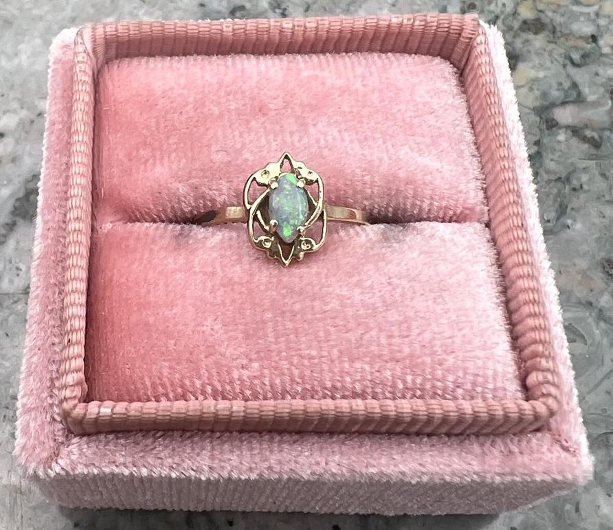 10k Vintage Gold Opal Ring Art Nouveau Style