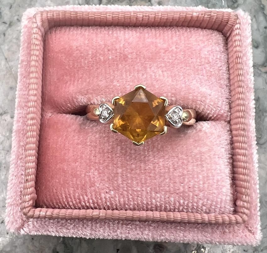 14k Vintage Hexagonal Cut Ring with Diamond Accents