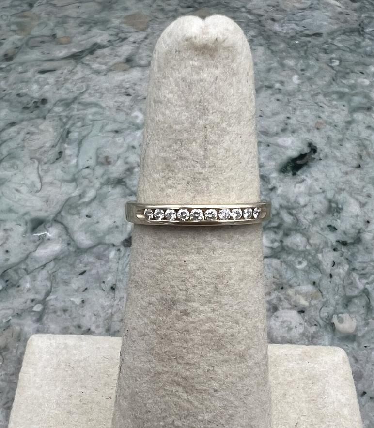 14k Vintage Gold Channel-Set Diamond Wedding Band 3