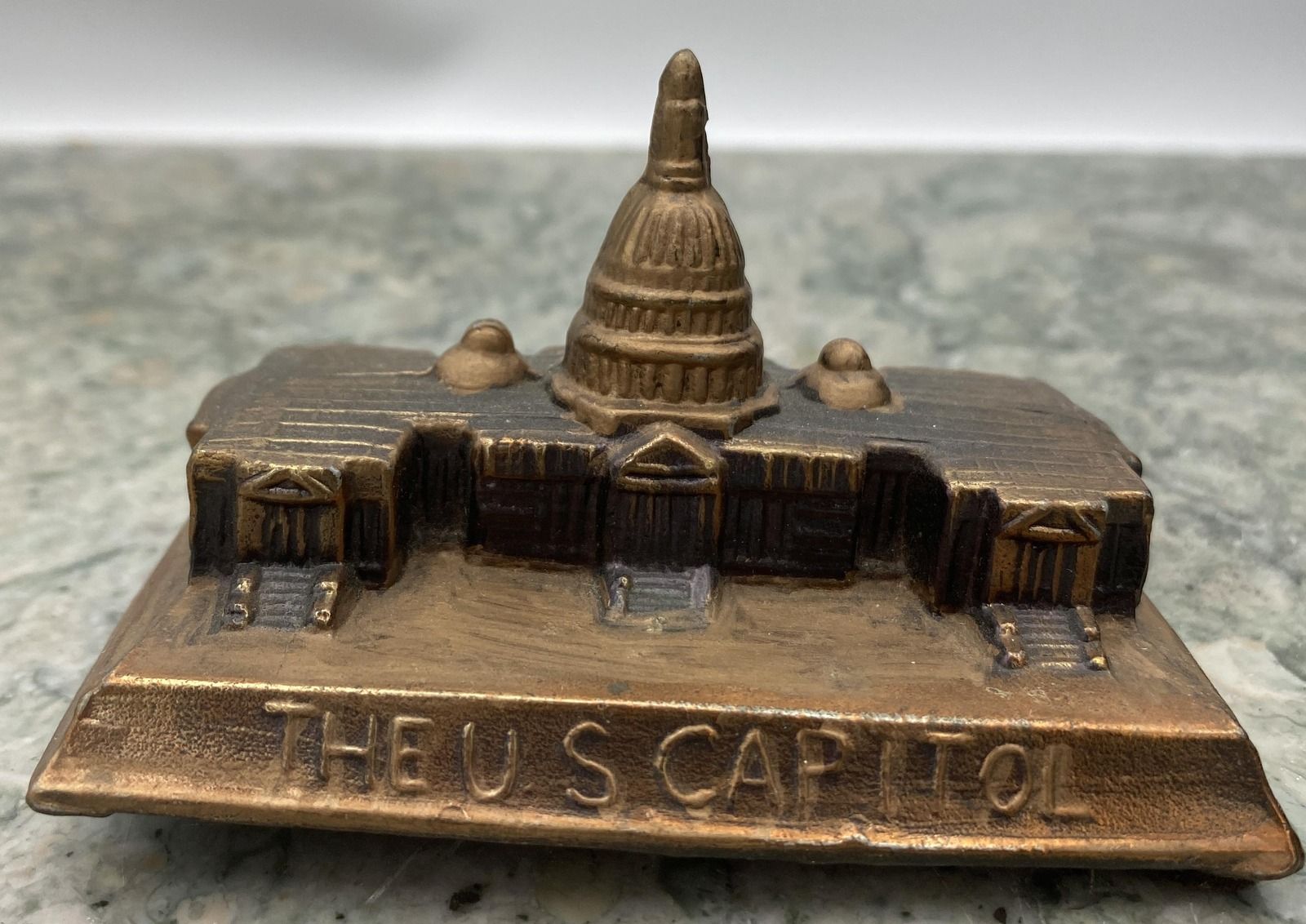 Vintage Cast Metal US Capitol Building Souvenir Figurine