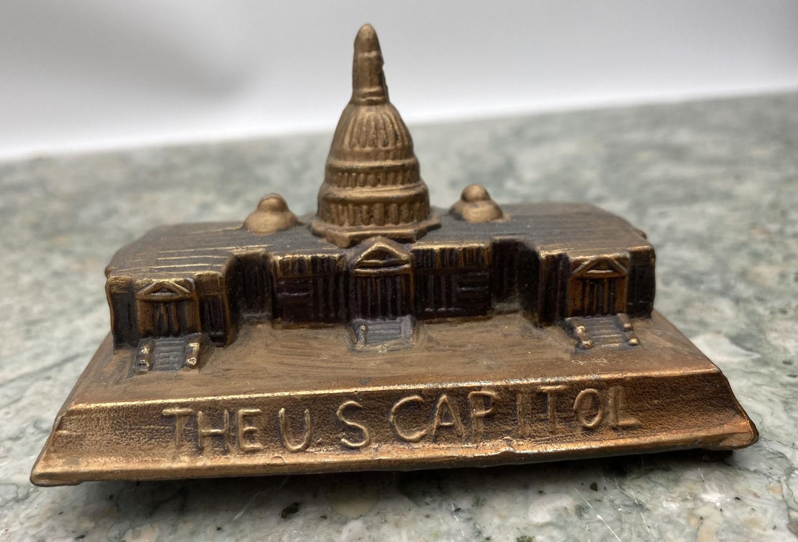 Vintage Cast Metal US Capitol Building Souvenir Figurine 2