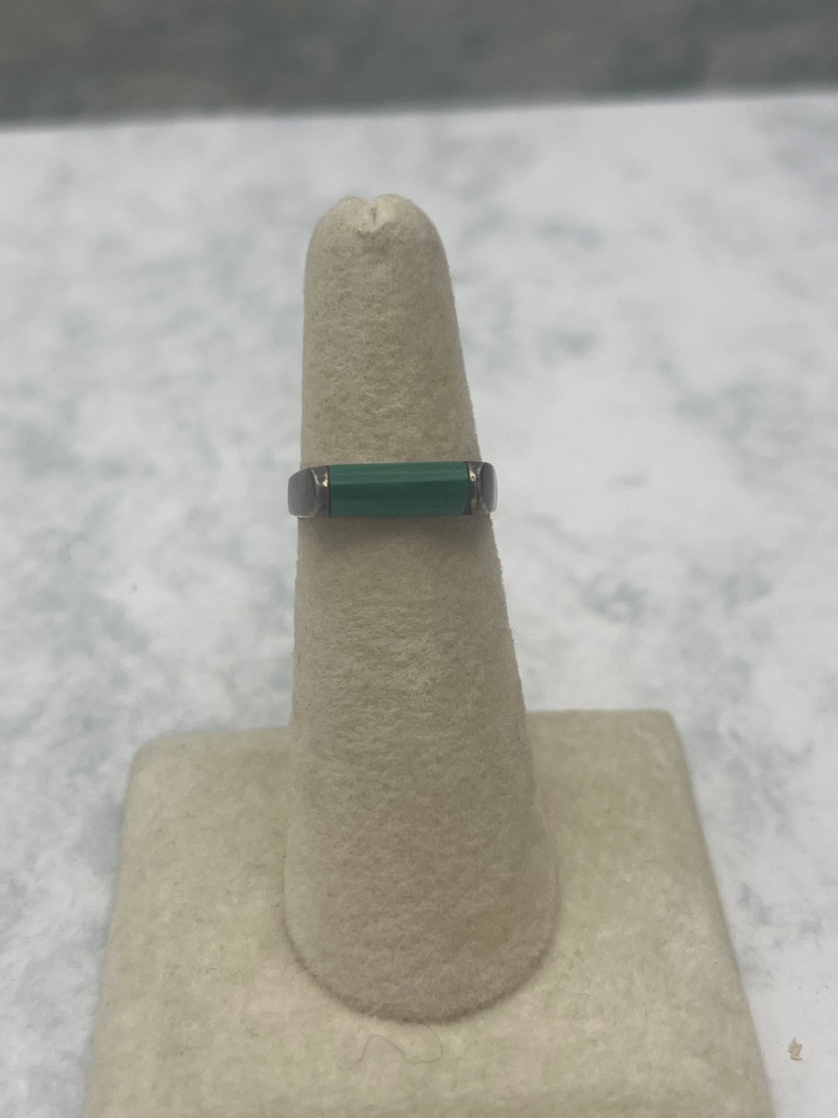 Sterling Silver Ring with Green Malachite Inlay Size 6