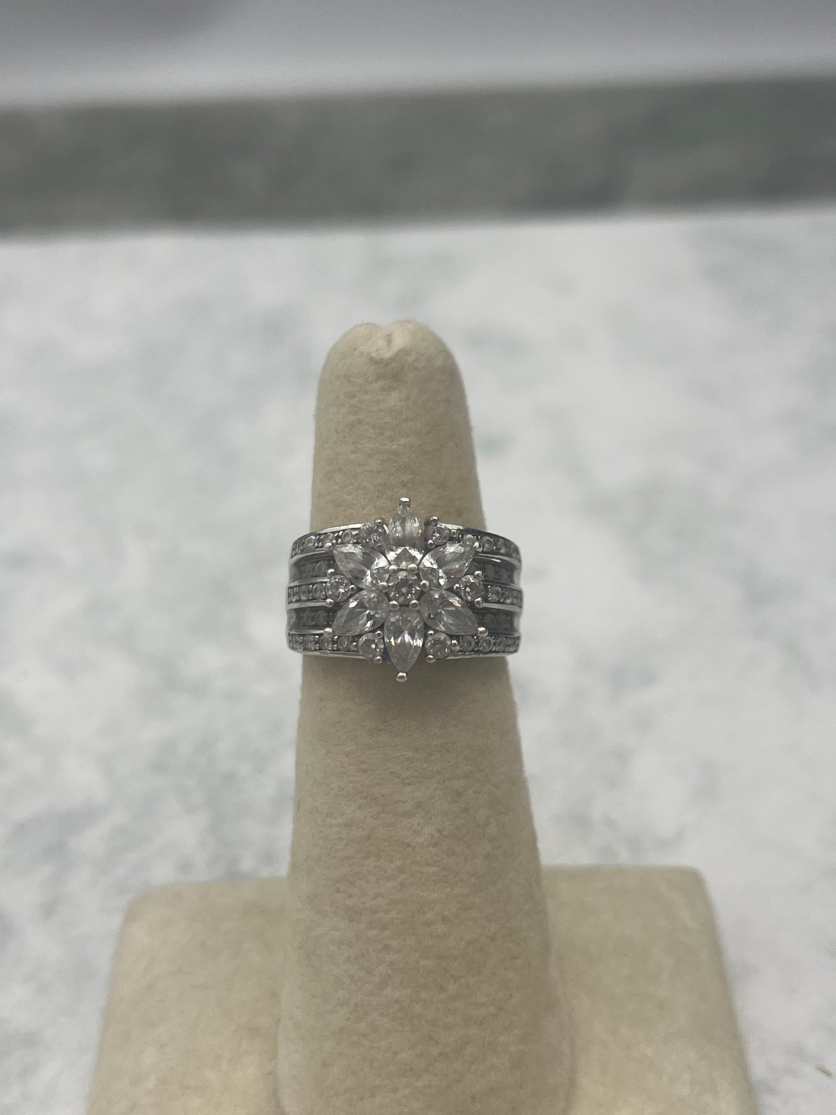 Sterling Silver 925 Flower Cluster CZ Cocktail Ring Size 5.25