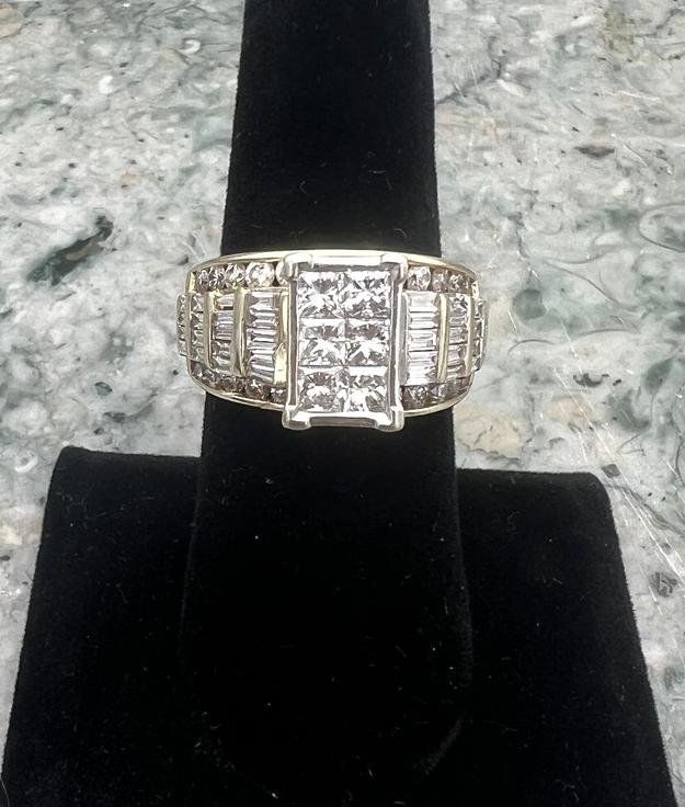 14k Gold Diamond Cluster Cocktail Ring Princess & Baguette Cut 2