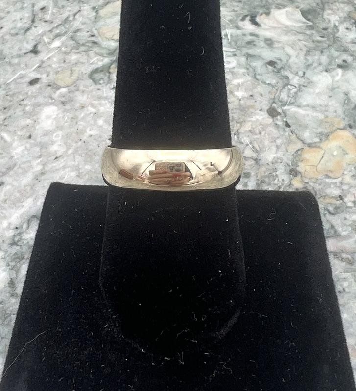 14k Gold Wedding Band 2