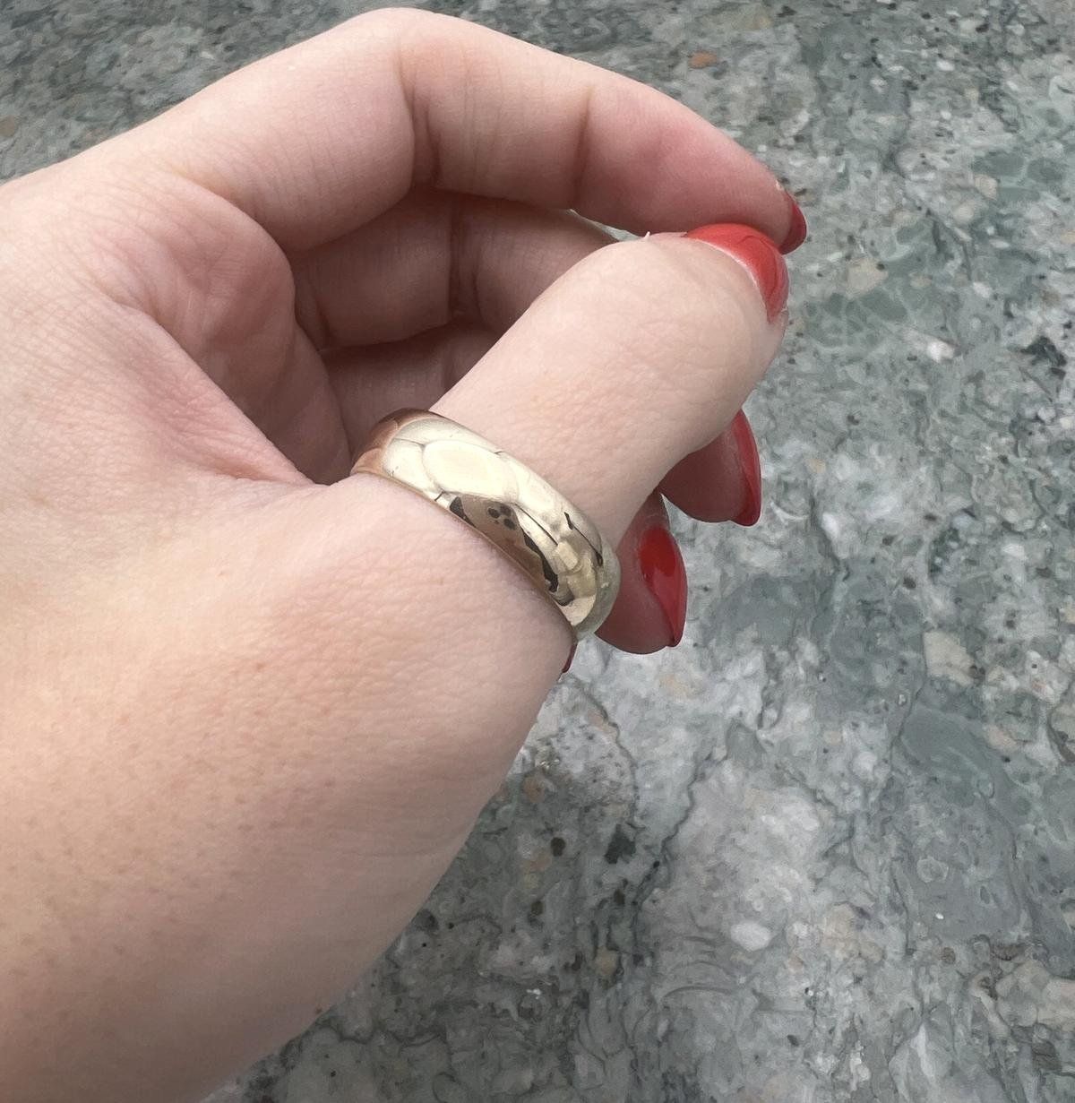 14k Gold Wedding Band 3