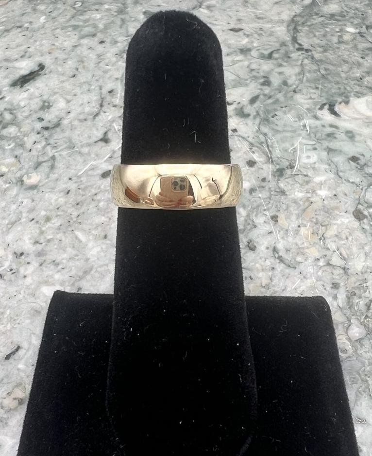 14k Gold Wide Band Ring 2