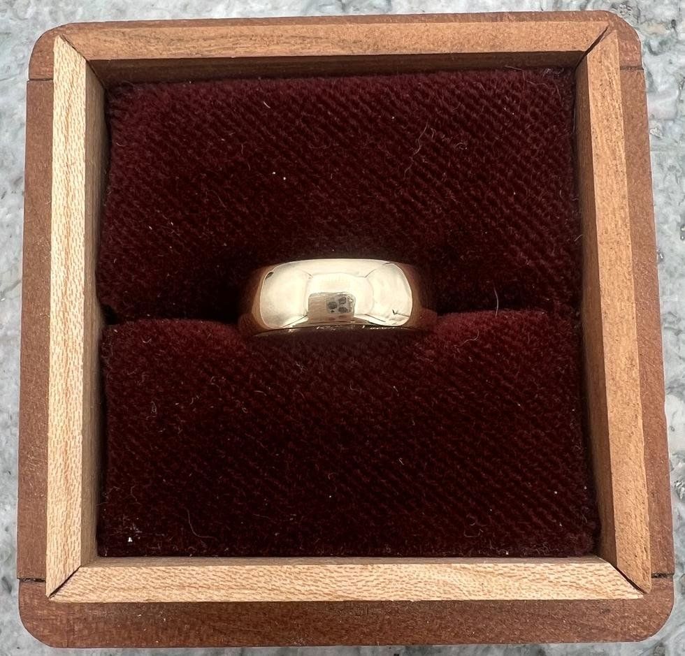 14k Gold Wide Band Ring