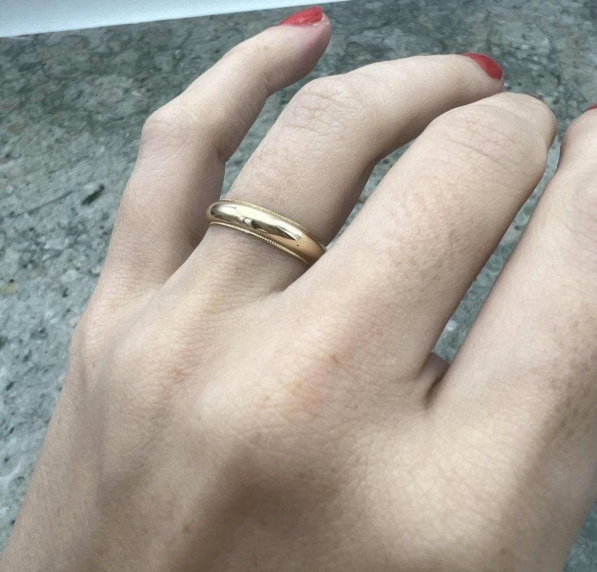 14k Gold Milgrain Edge Wedding Band Ring. Classic Style 3