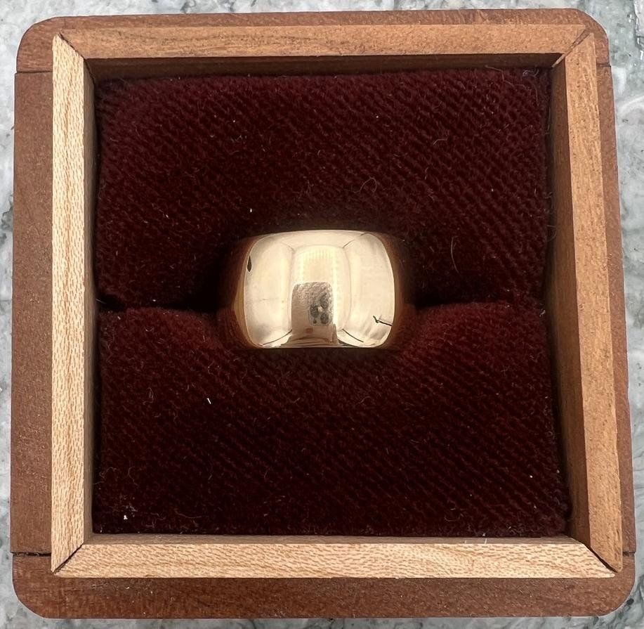 18k Wide Gold Band Ring