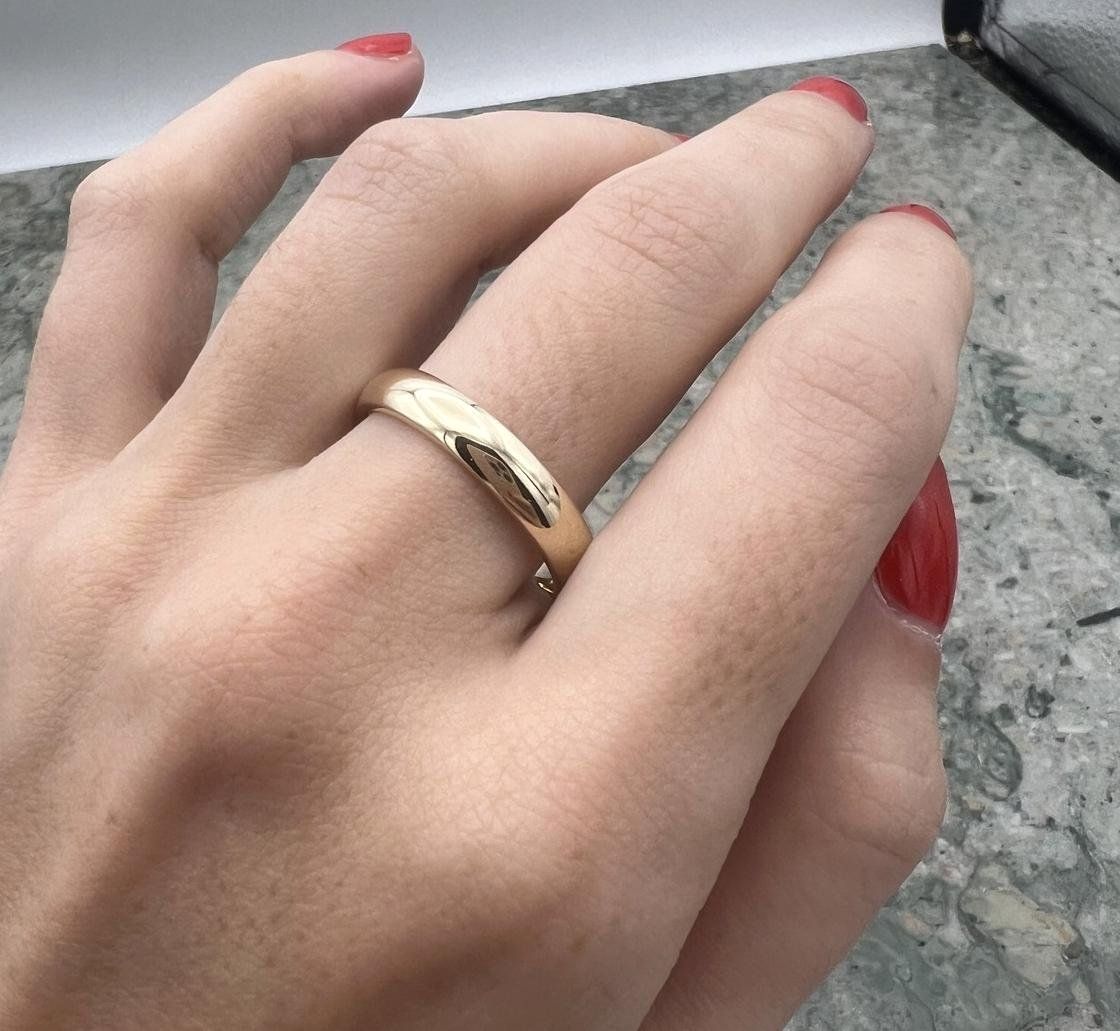 10k Gold Wedding Band  3
