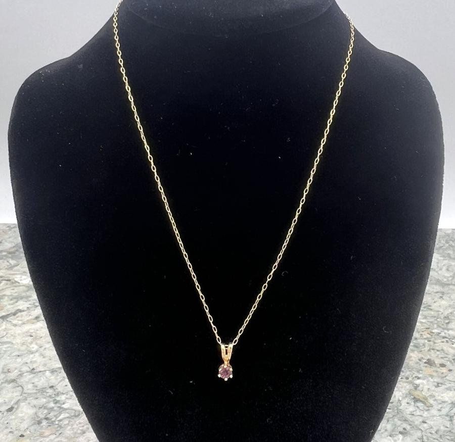 14k Gold Chain Necklace with Purple Stone Solitaire Pendant. 17" Chain.