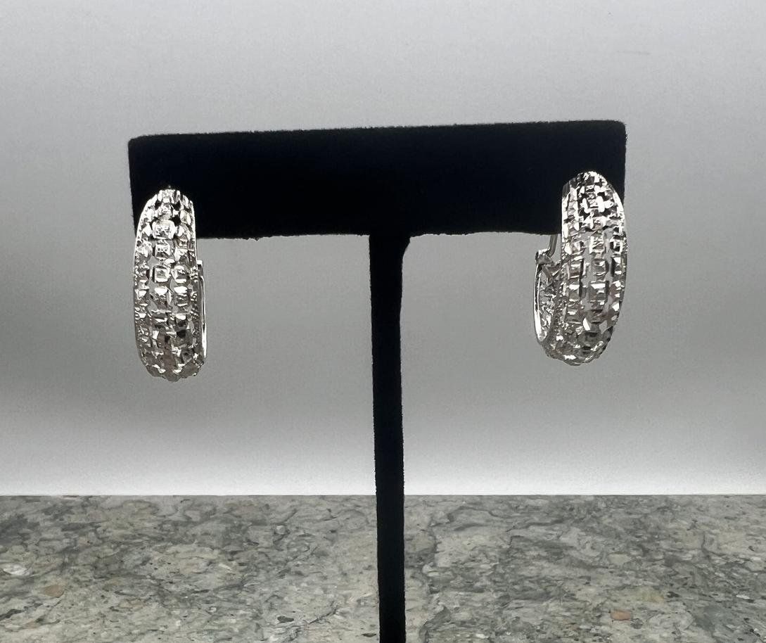 14k White Gold Diamond-Cut Filigree Half Hoop Earrings 2