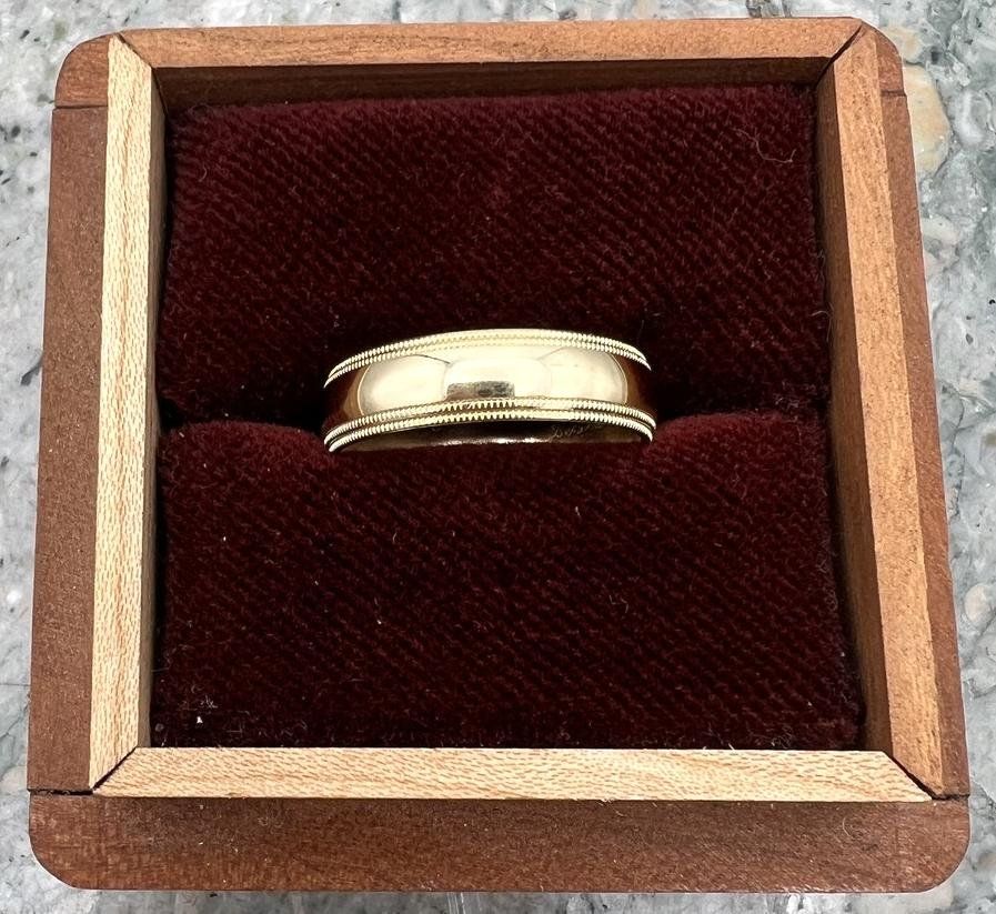 14k Gold Milgrain Edge Wedding Band