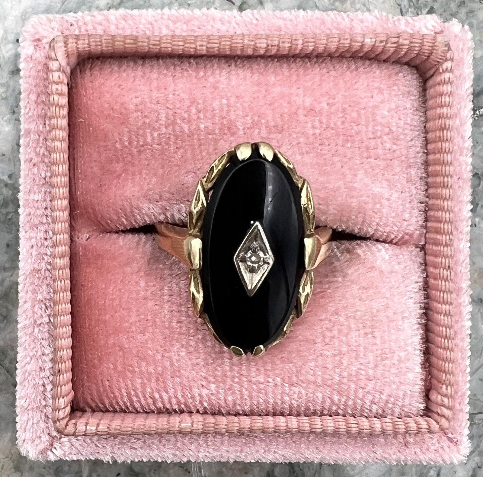 10k Vintage Gold Black Onyx Diamond Accent Ring Art Deco Style