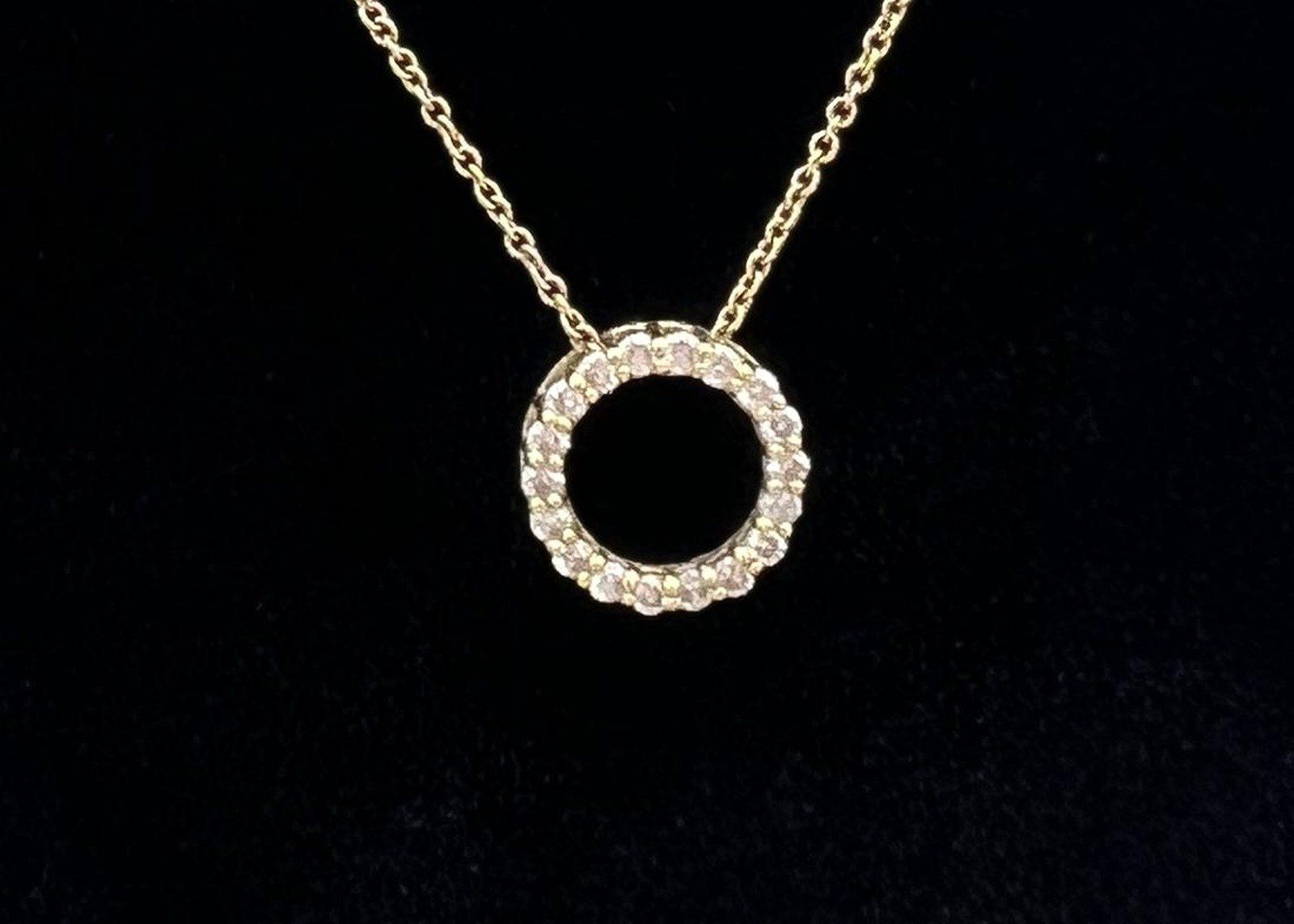 18k Tiffany Co. Gold Circle Pendant Necklace with Diamond Accents. 18" Chain. 2