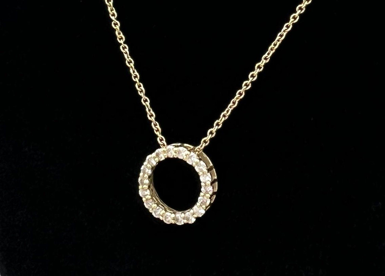 18k Tiffany Co. Gold Circle Pendant Necklace with Diamond Accents. 18" Chain. 4
