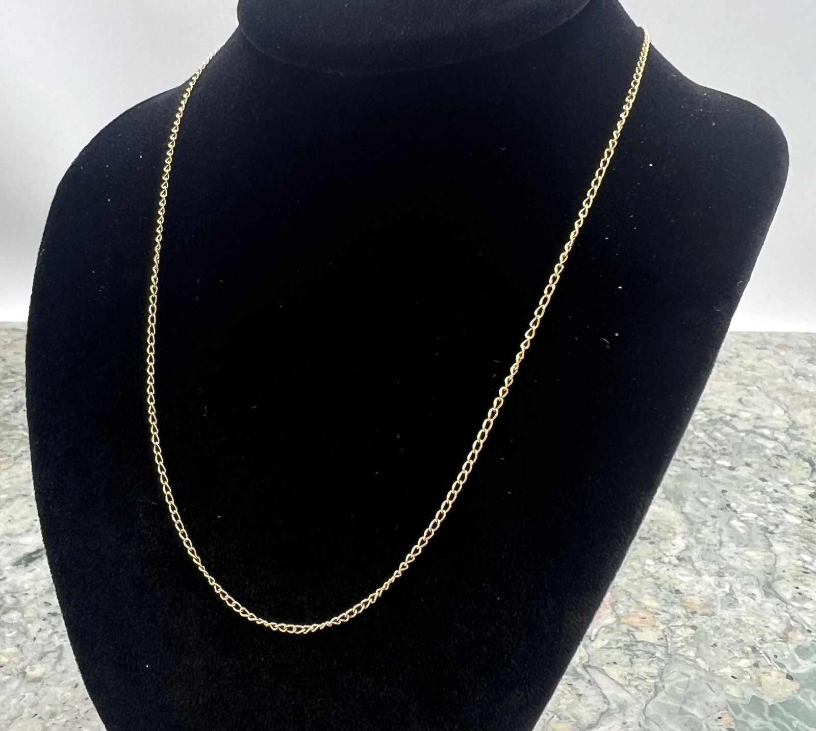 14k Gold Cable Link Chain Necklace. 16" Chain 3