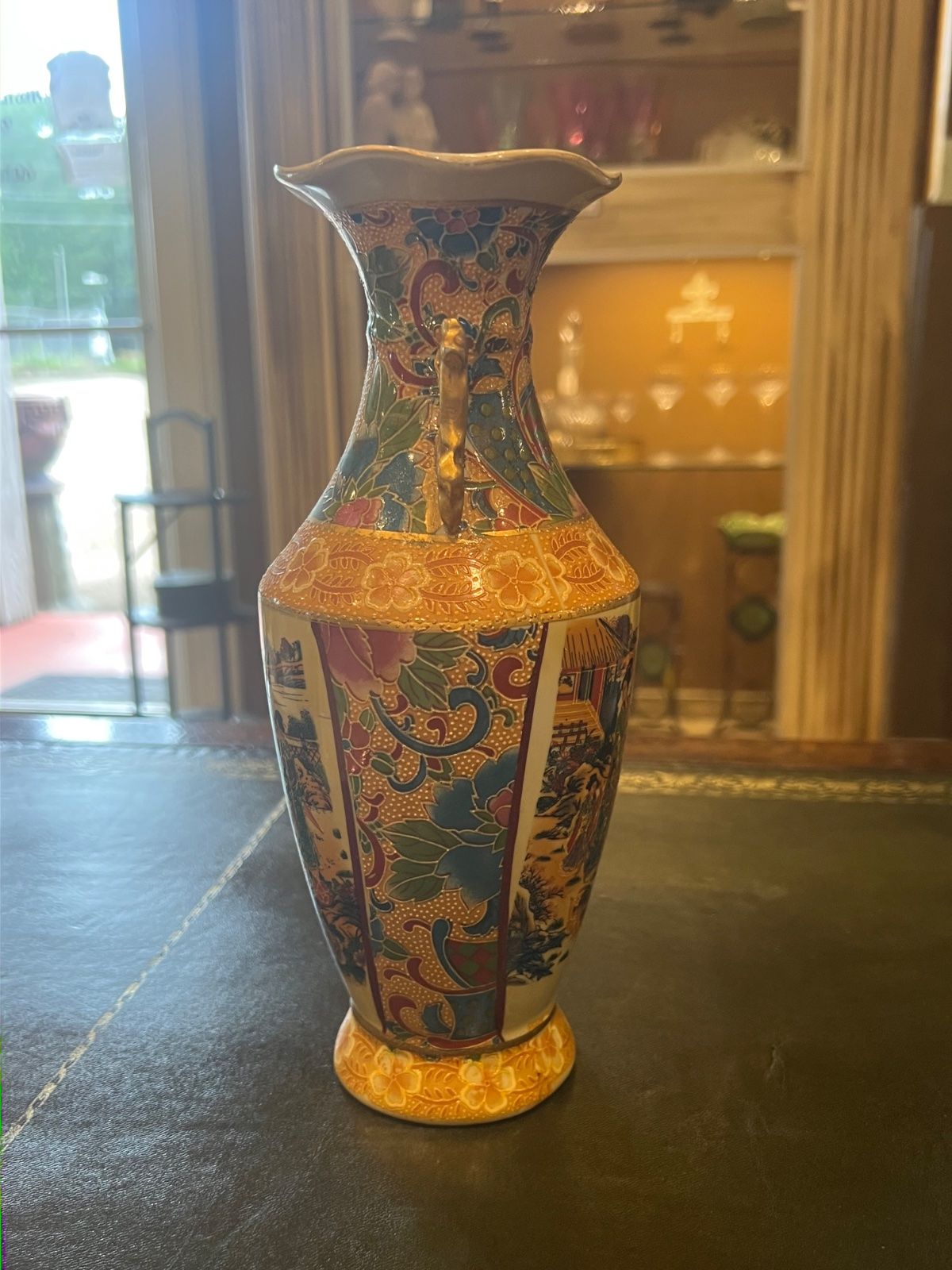 Vintage Japanese Satsuma Style Vase Double Handle Geisha Scene 2