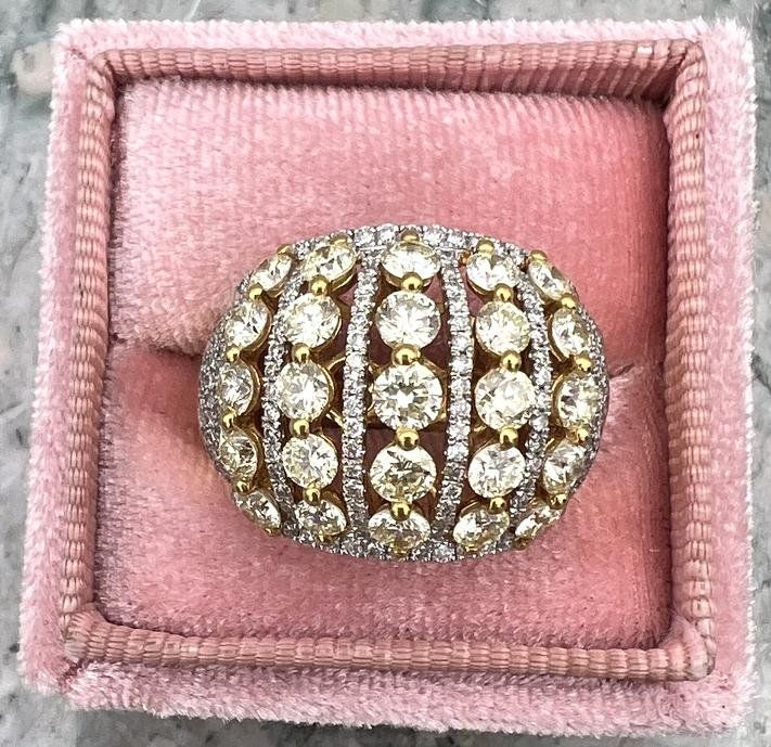 18k Gold Diamond Cluster Dome Cocktail Ring