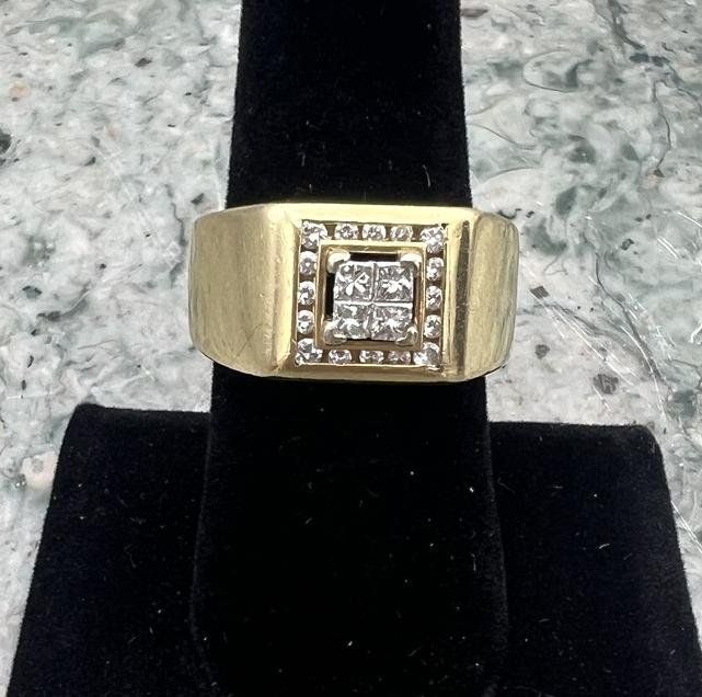 14K Yellow Gold Diamond Cluster Men's Ring Princess & Round Cut 2