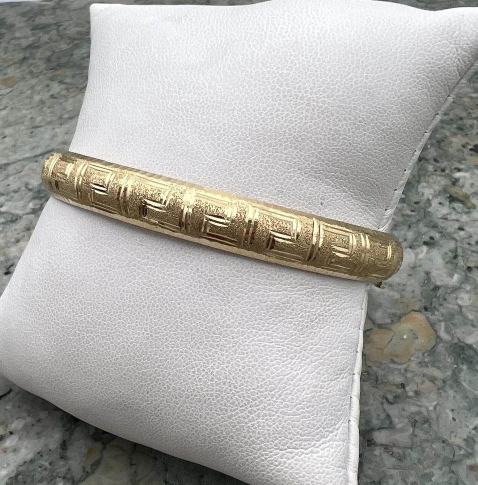 14k Gold Bangle Bracelet with Greek Key Pattern Textured 2