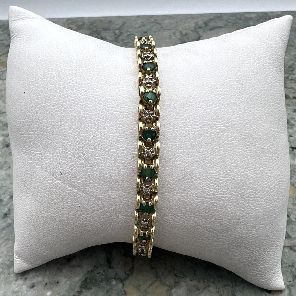 14K Gold Emerald & Diamond Tennis Bracelet Link Style