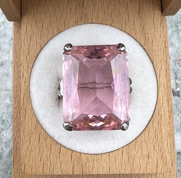 Sterling Silver Cocktail Ring with Large Pink Emerald-Cut Stone. sz 7