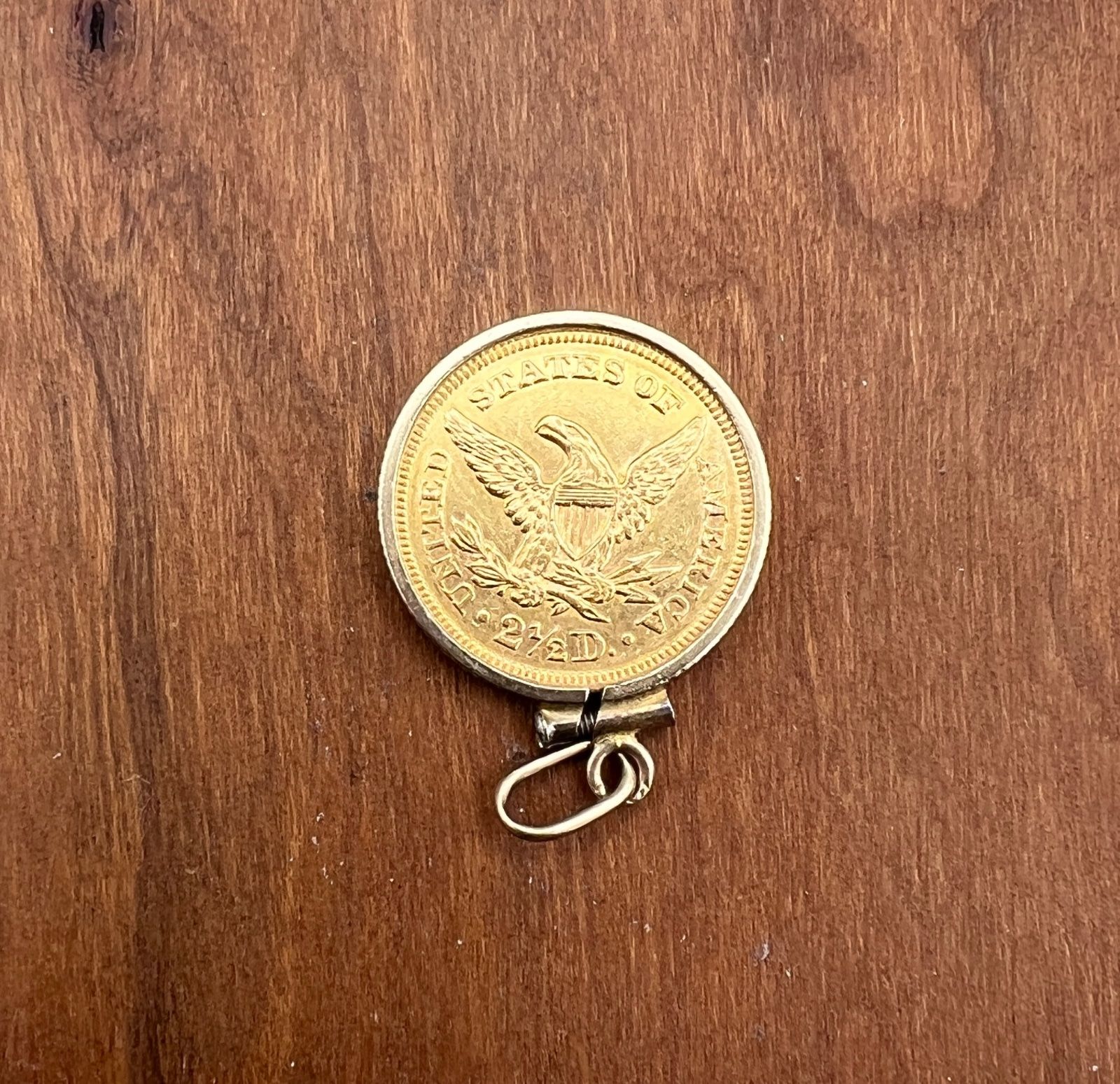 1858 US $2.50 Liberty Head Quarter Eagle Gold Coin Pendant 2