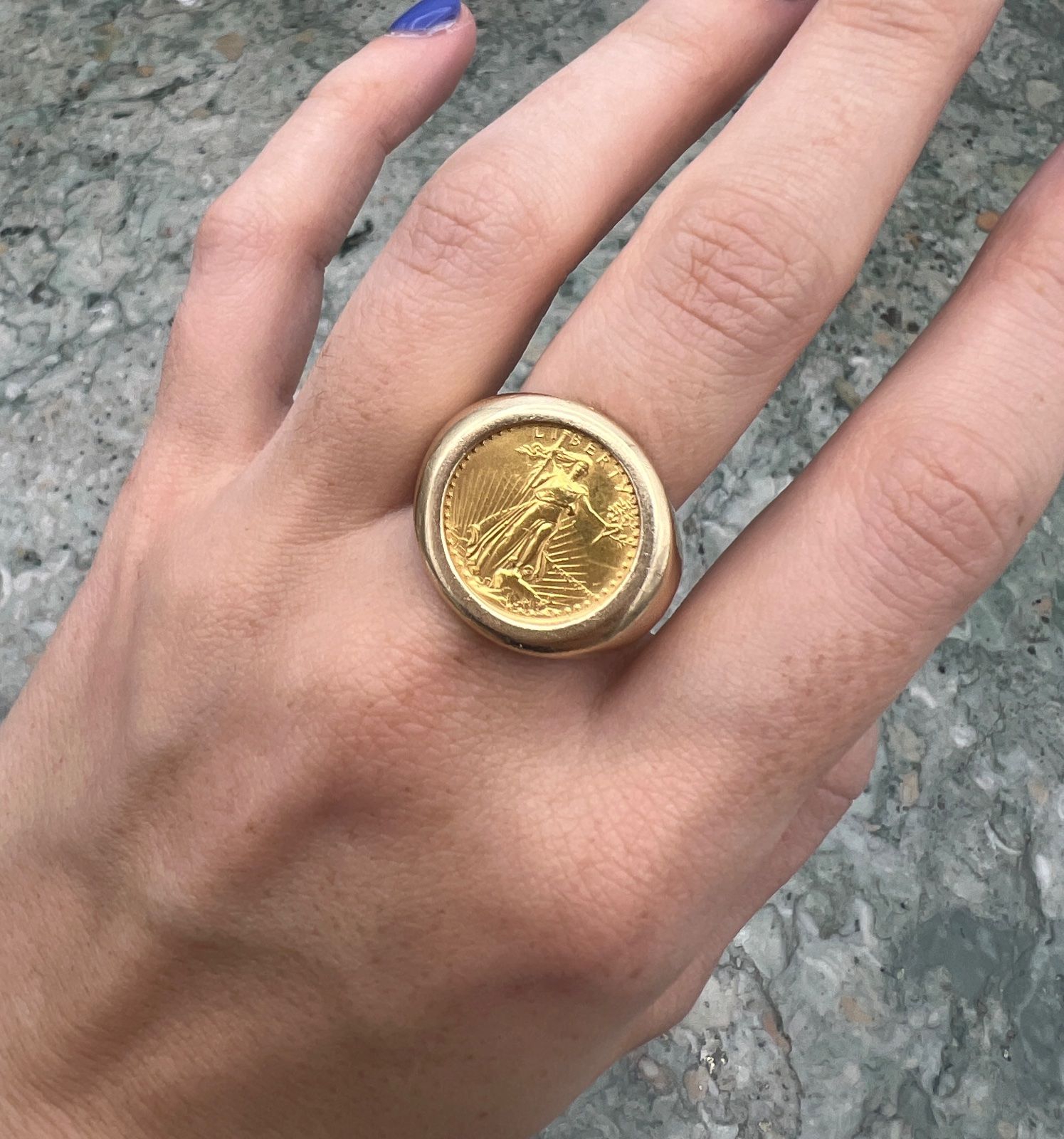 14K Gold Ring with 1/10 oz American Gold Eagle $5 Coin. Sz 9.75 3